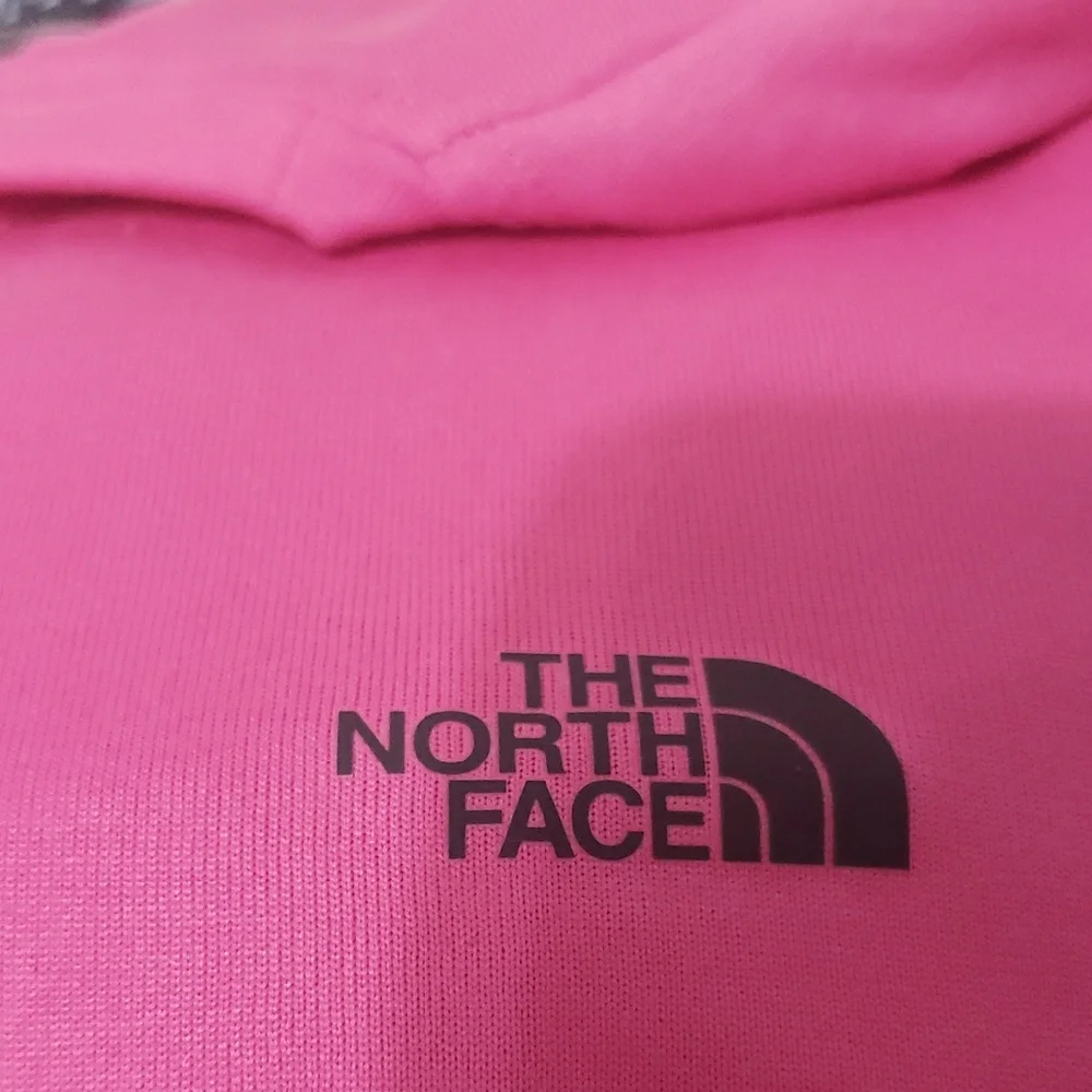 The North Face Pink, Black, Blue And Blue Spacedye T-Shirt‎ - Picture 2 of 14